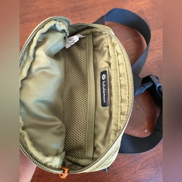 Lululemon Athletica Olive Black Mini Belt Bag - Picture 4 of 5